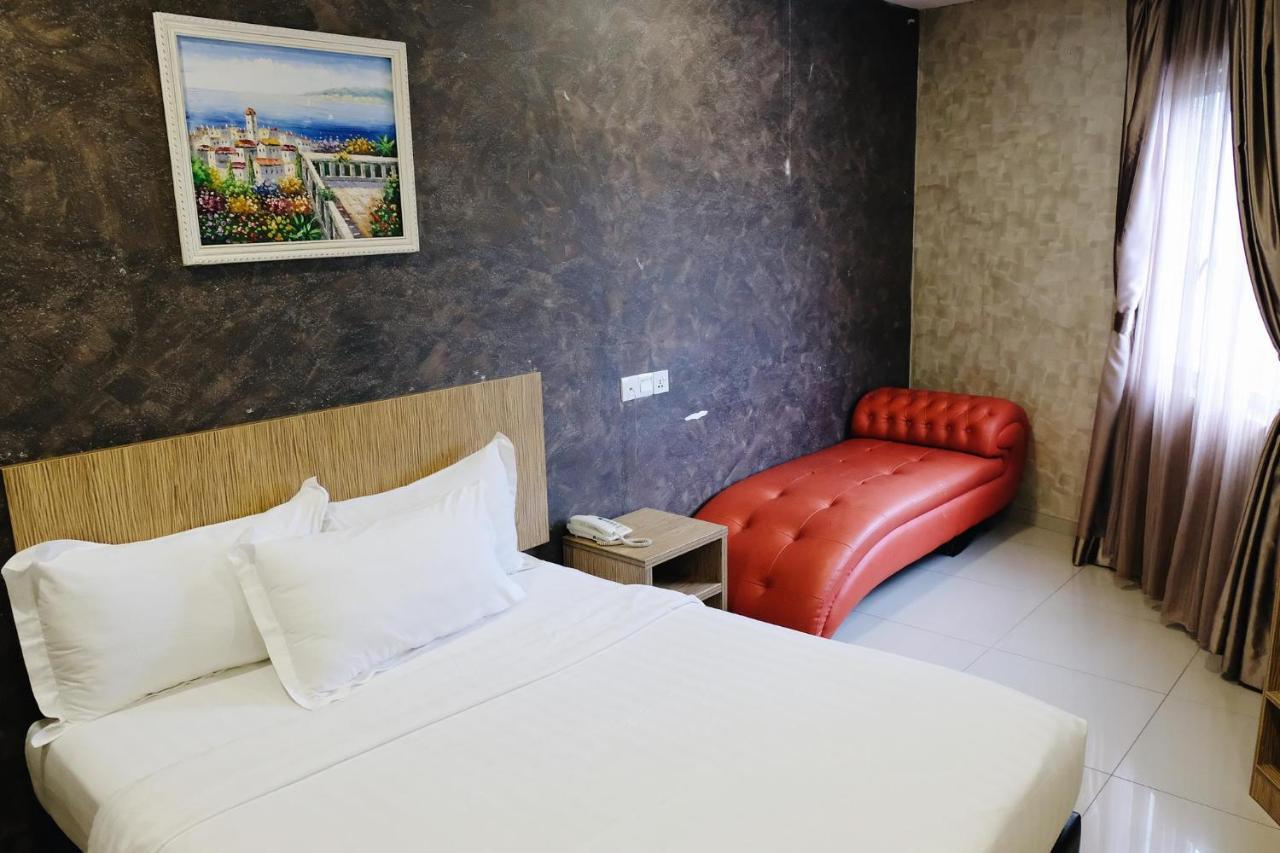 Era Plus Hotel Seri Kembangan Εξωτερικό φωτογραφία