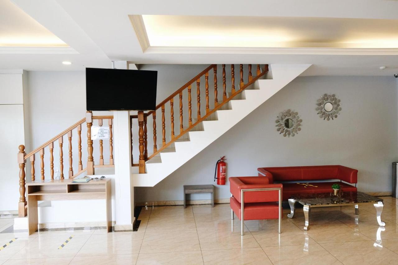 Era Plus Hotel Seri Kembangan Εξωτερικό φωτογραφία