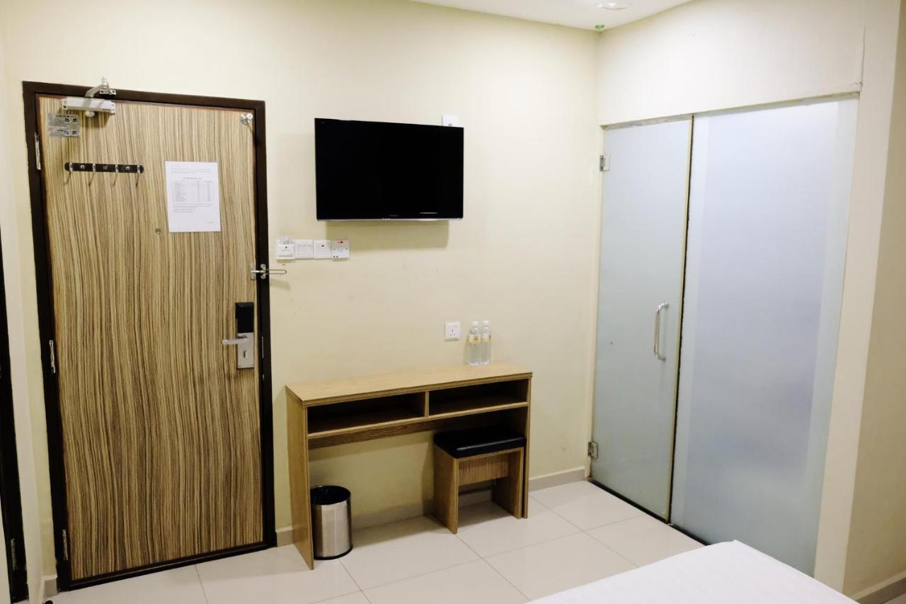 Era Plus Hotel Seri Kembangan Εξωτερικό φωτογραφία