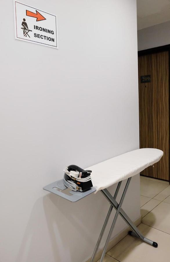 Era Plus Hotel Seri Kembangan Εξωτερικό φωτογραφία
