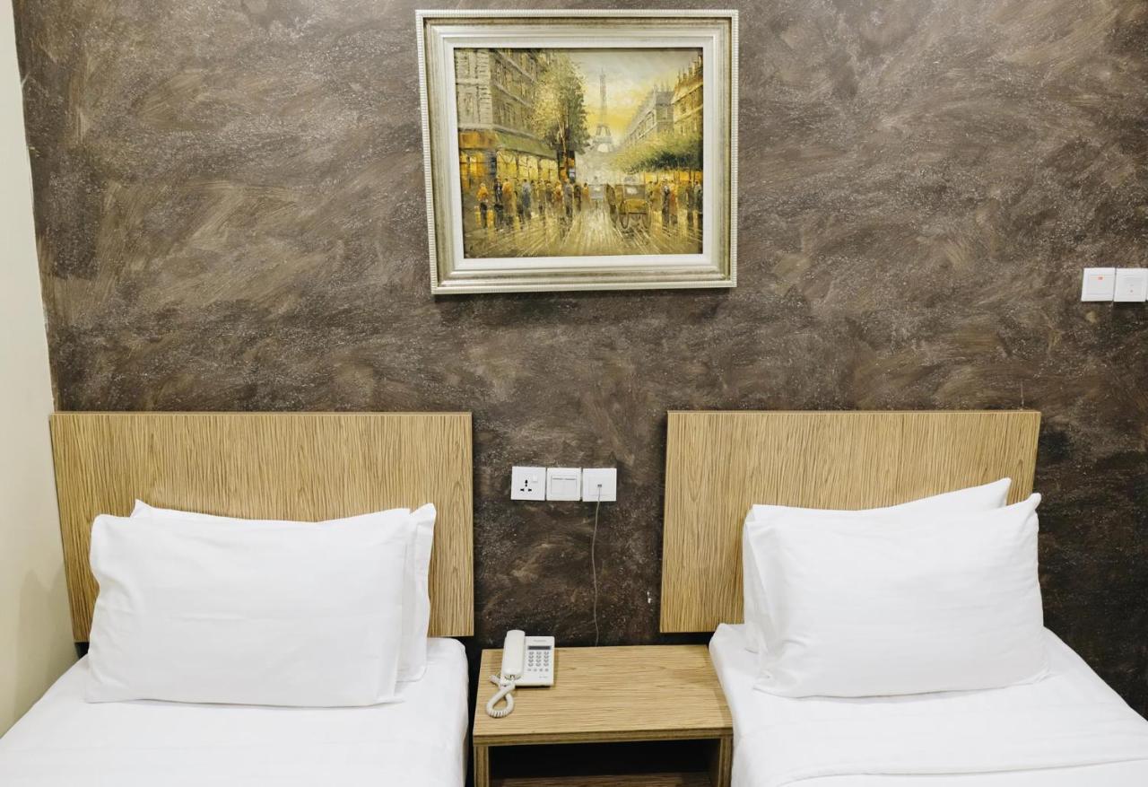 Era Plus Hotel Seri Kembangan Εξωτερικό φωτογραφία