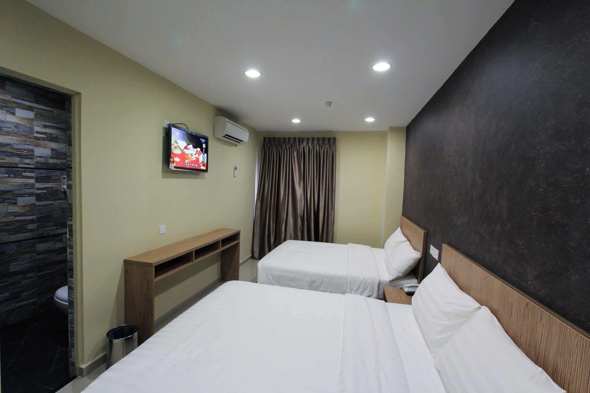 Era Plus Hotel Seri Kembangan Εξωτερικό φωτογραφία