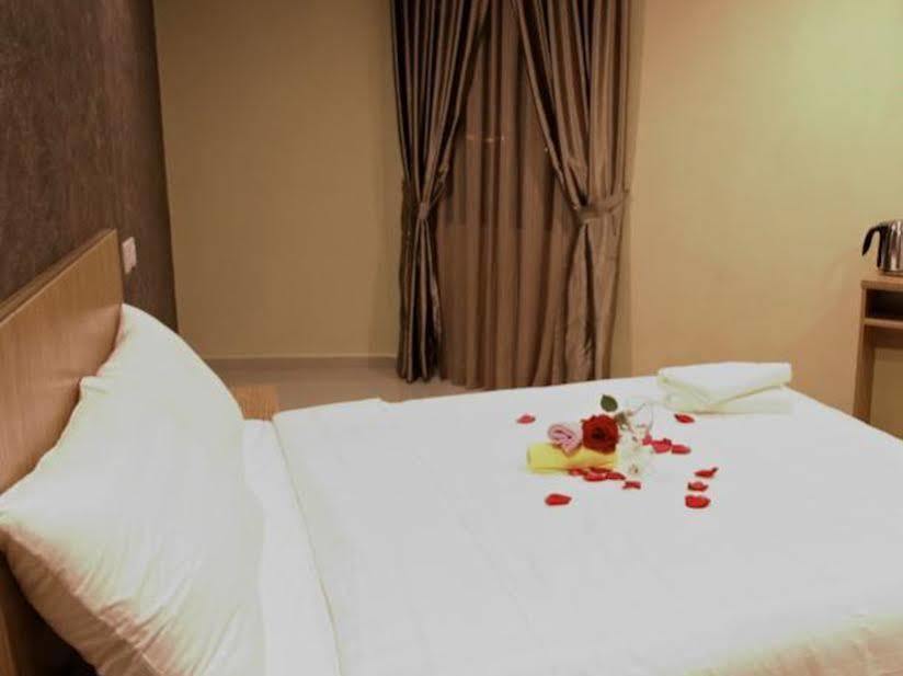 Era Plus Hotel Seri Kembangan Εξωτερικό φωτογραφία